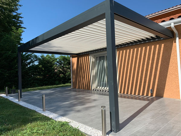 installation d'une pergola bioclimatique à villefontaine